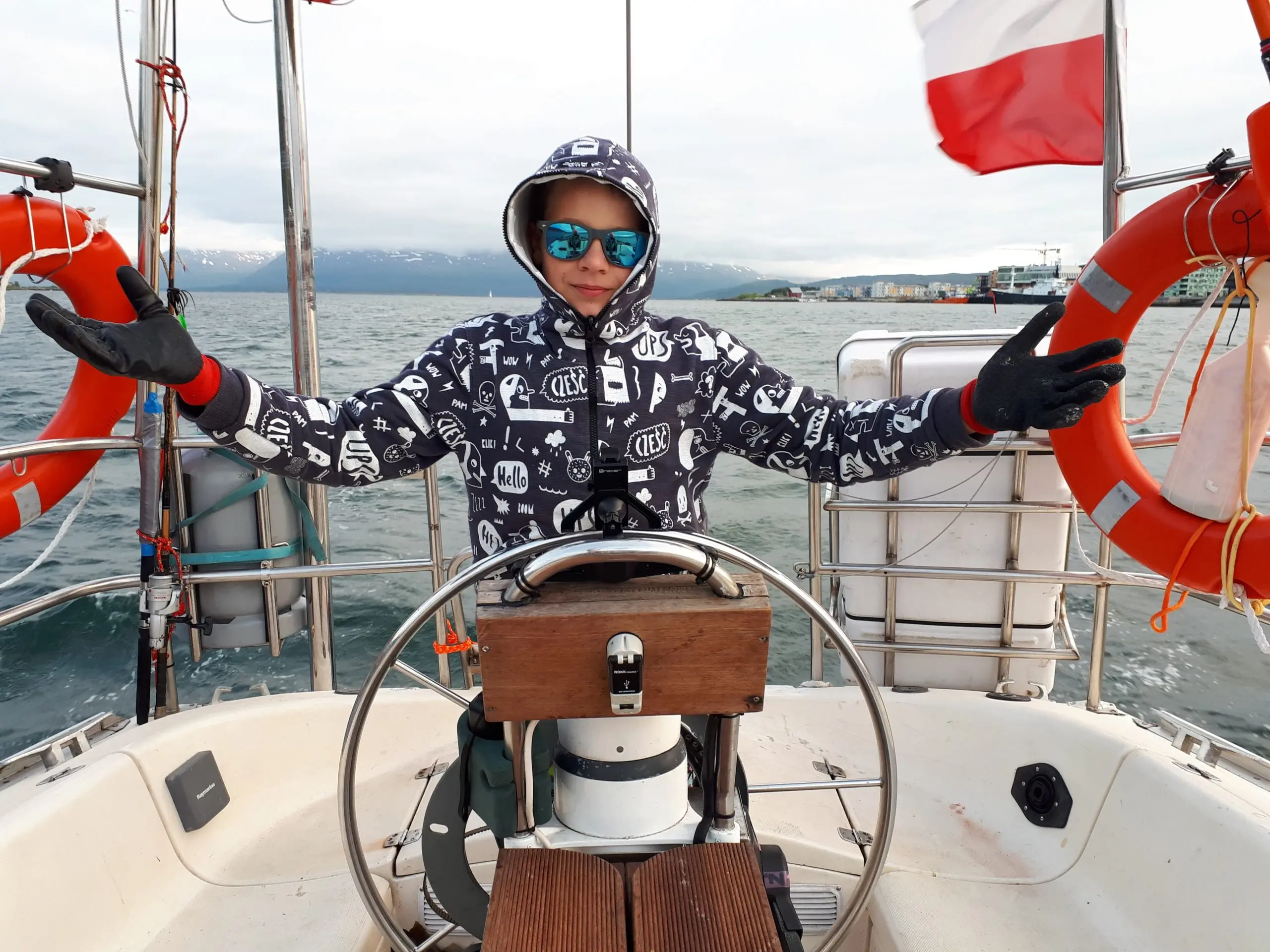 Dzieciaki na Nordkapp - Porta Sailing Team. Rejs ojców z synami.